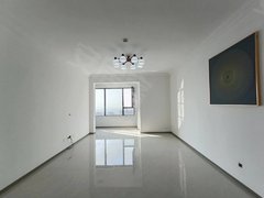 新泰一中龙池路首租精装 绿城玉兰花园 一中南校附近 3室2厅入住配家具家电出租房源真实图片