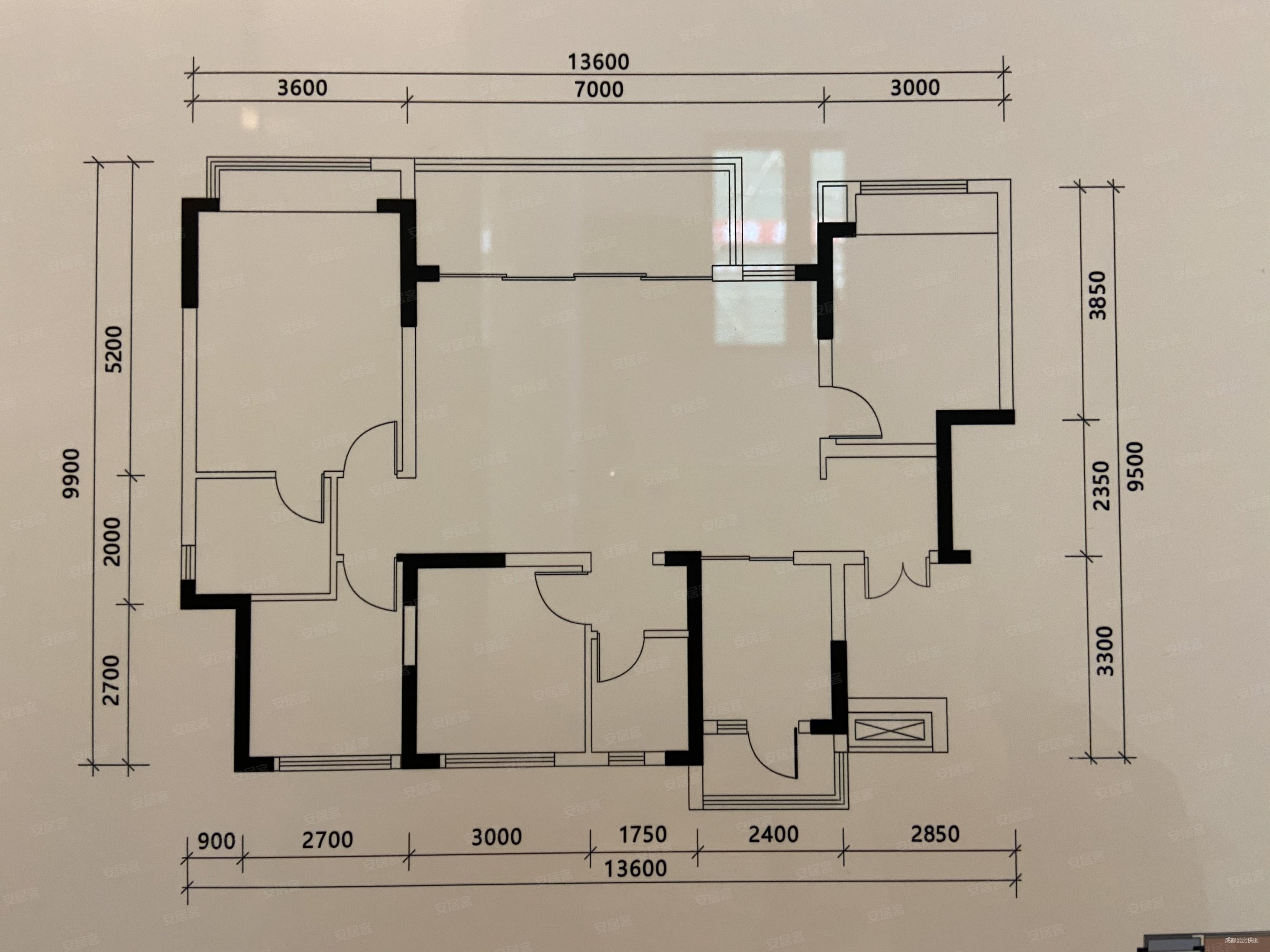 金融街融府4室2厅2卫120㎡南北200万