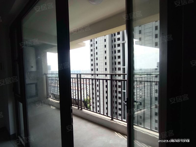 >潍坊二手房>高新区二手房>高新服务广场二手房>中南保利樾府>800_600