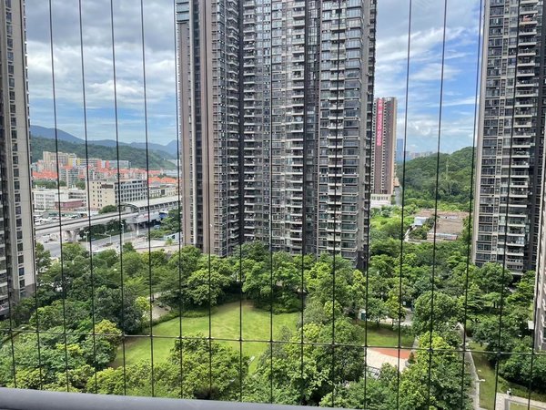 深圳龙岗横岗乐城(一期)乐城小两房 价格看中可谈 面前挂价三千出租