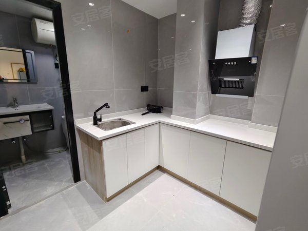 台州椒江锦江百货万华城万华城 万达中心医院woo附近 2室朝南精装