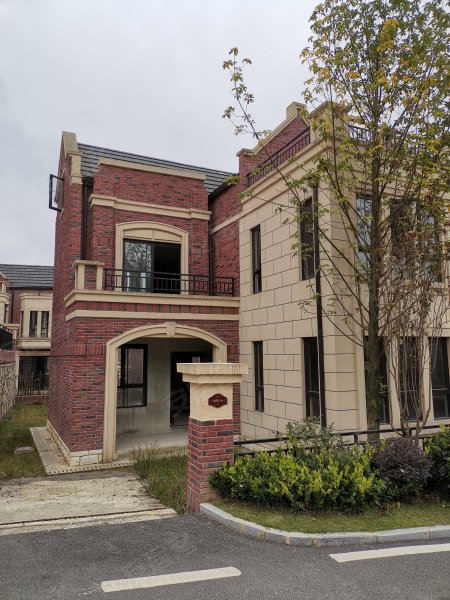 中铁生态城白晶谷别墅