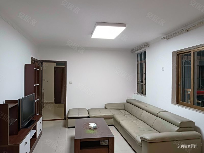 七宝一居 交通便捷 满五 车位充足 精装好房 南向采光好