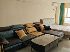 银川贺兰朔方北街月湖湾公寓短租1300年租12500包物业电梯费出租房源真实图片