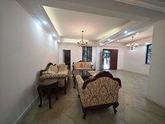 深圳龙华观澜观湖园 6室2厅4卫 急租房源 家电齐全带花园出租房源真实图片