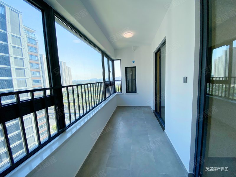 公园万象 南北通透 高楼层视野好 正规商品房 刚需小三居