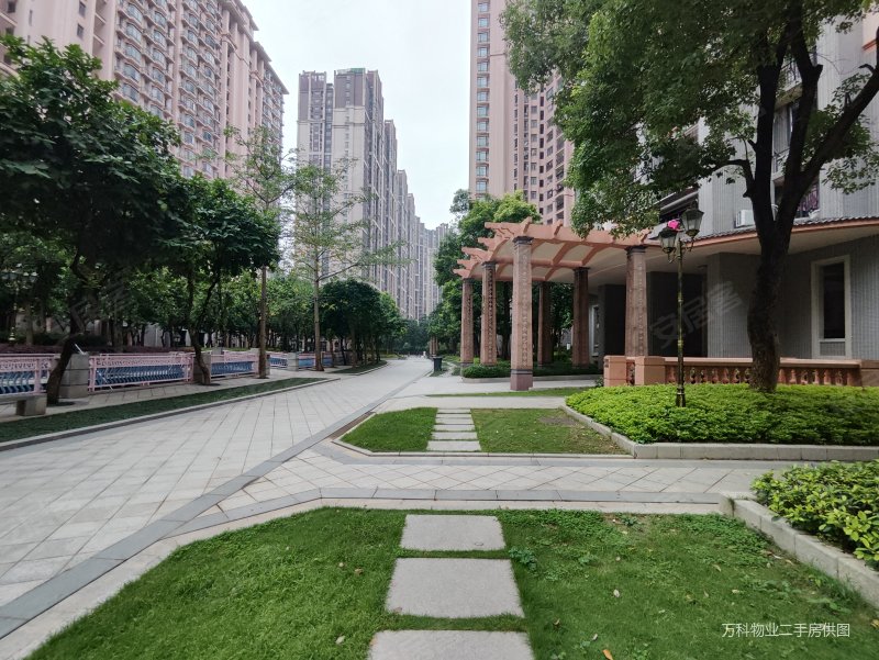 佛山房产网>佛山二手房>高明二手房>荷城二手房>东湖洲花园>800_601