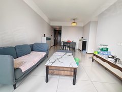 江门鹤山市中山路急急急 业主自住的房子诚心出租 家私家电齐全 随时可看等你来出租房源真实图片
