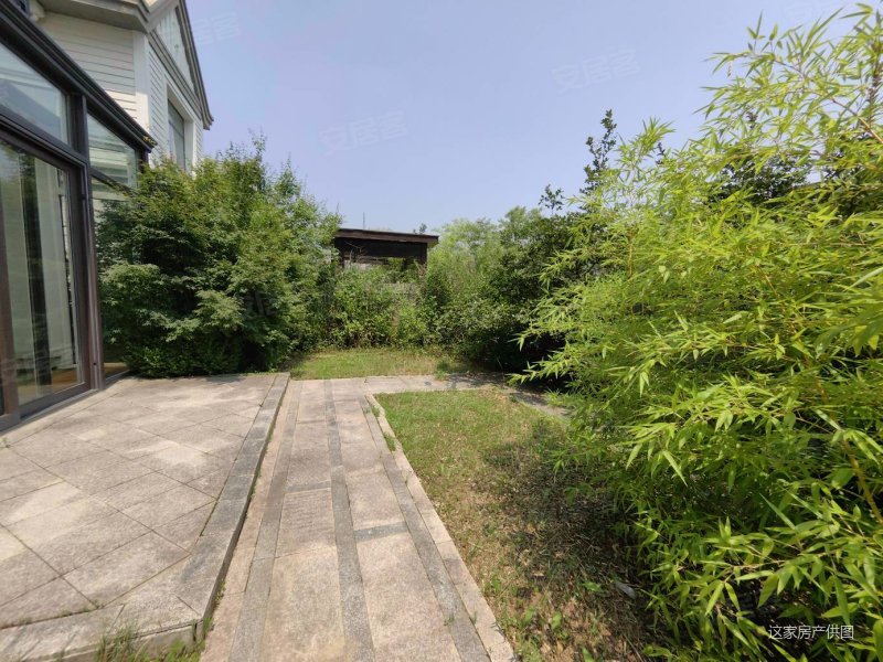 大溪谷三期精装修别墅 南北院子 地上两层 四南卧室