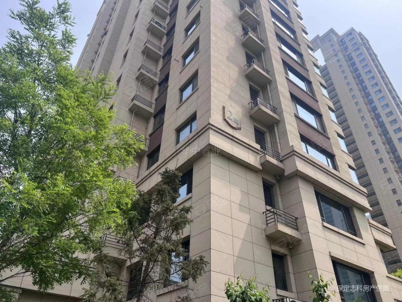 k2玉兰湾豪装3室2厅1卫1阳台 交通便利 设施齐全