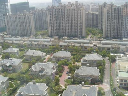 世纪花园人口_世纪花园(2)