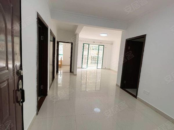 深圳布吉丹竹头金龙花园3号线直达罗湖福田老街,周边生活商圈便利出租