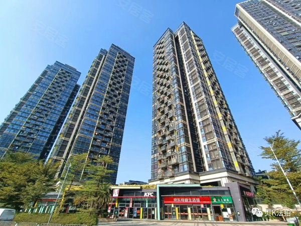 深圳龙华观澜珑门观澜长湖地铁口 体育公园旁 珑门名苑 精装三房 家私