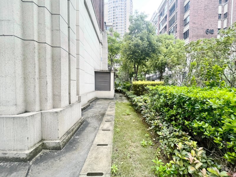 龙洲湾端午三方花园 精装修次新小区,电建洺悦城龙