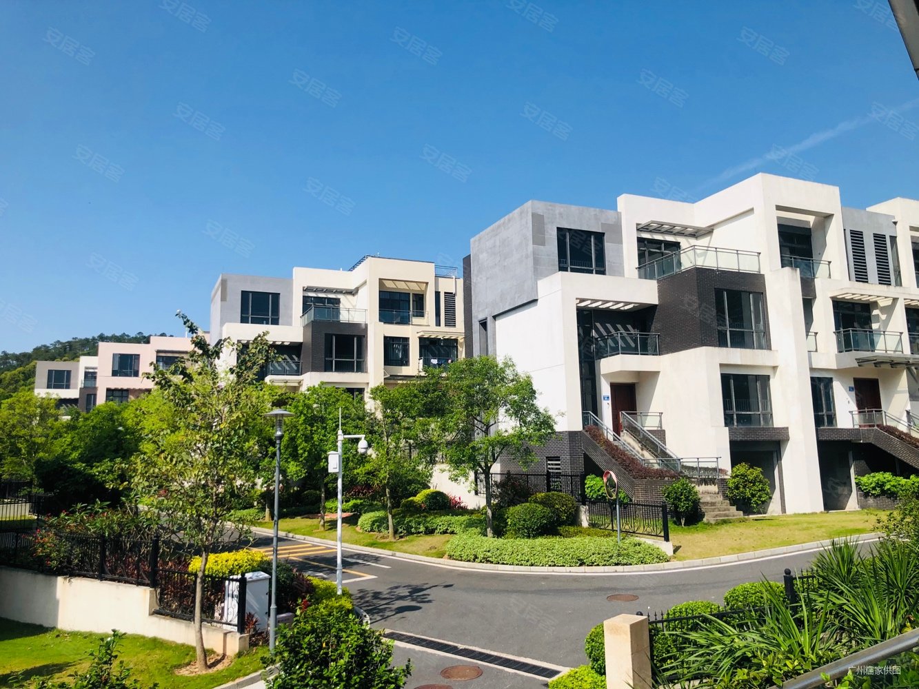 广州房产网>广州二手房>增城二手房>荔城二手房>尚东紫御(别墅)>