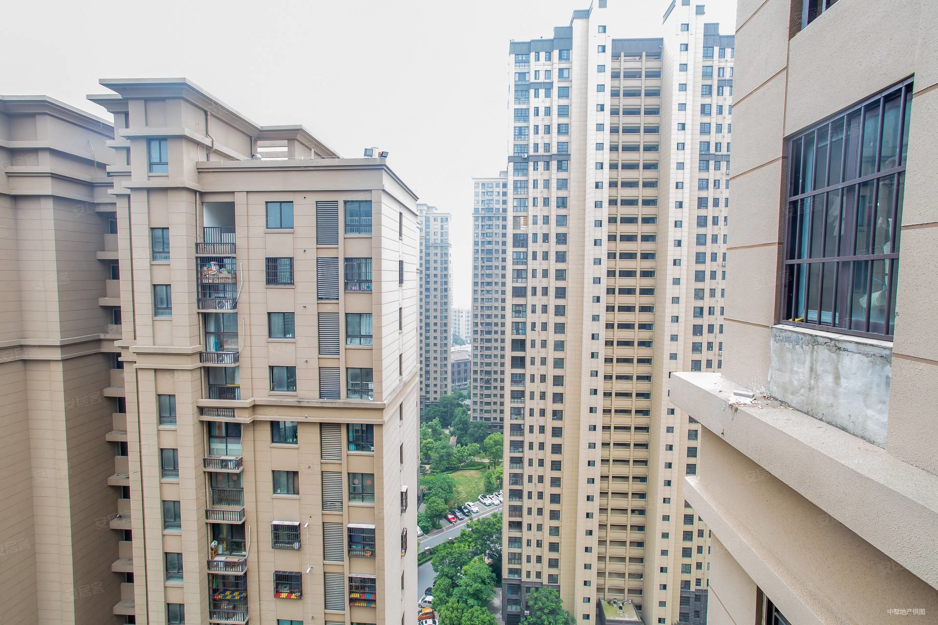 好楼层,华地翡翠蓝湾畅园二手房,170万,3室2厅,1卫,95平米-合肥安居客