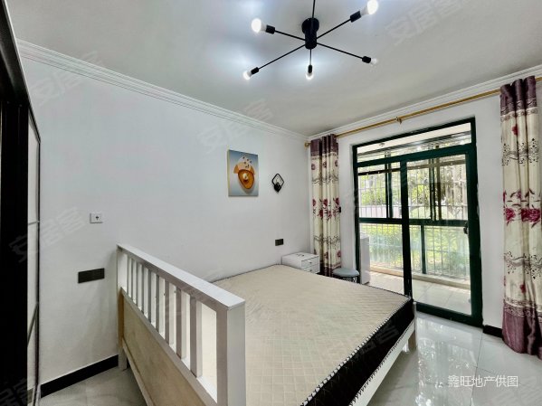 邻居的微笑,百度不到(琎財,地铁)