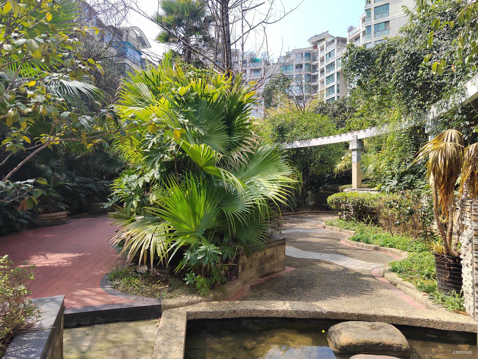 兴隆城市花园电梯房五室精装修关门卖随时看房