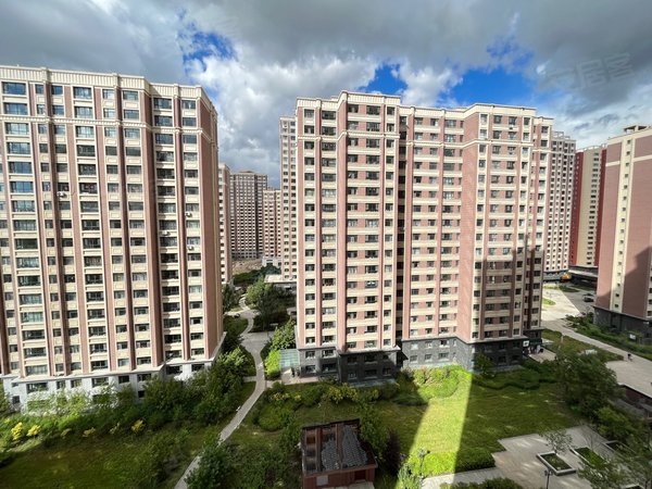呼伦贝尔海拉尔河西水岸花园水岸花园 沿河观景 一室一厅 精装修,电梯