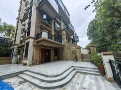 深圳龙华观澜可居家可电商可抖音观湖园别墅！带大花园，6房，拎包入住出租房源真实图片