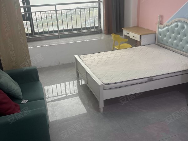 海宁长安镇农发区绿城华景川之江明月大学城北 江景房 朝南一室大主卧出租出租房源真实图片