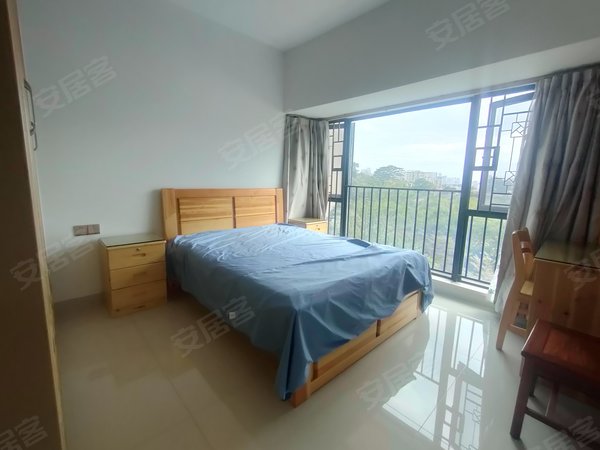 深圳布吉下水径尚水天成下水径地铁尚水天成 电梯朝南大三房 看花园