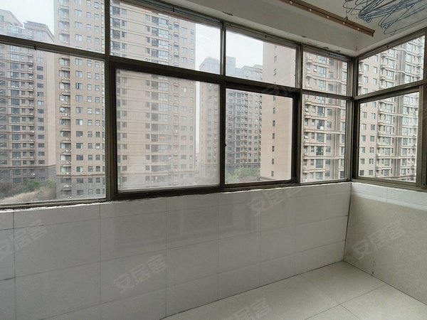 永城田林新村万达旁电梯洋房拎包入住采光无遮拦出租房源真实图片