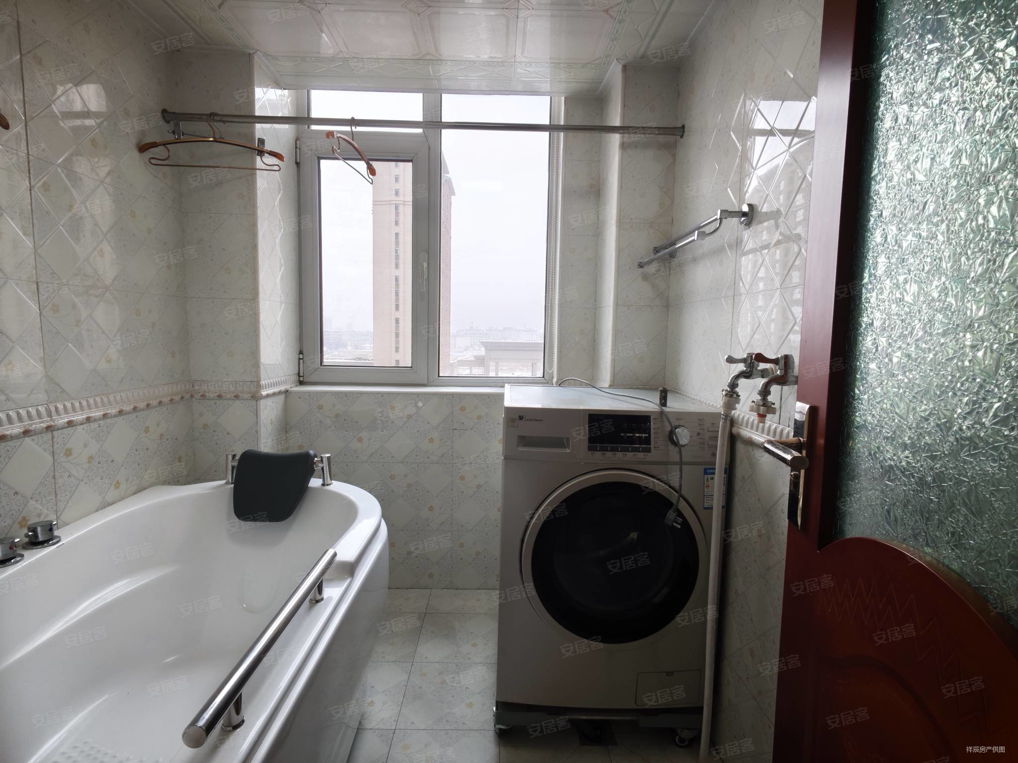 文庭苑3室2厅2卫118㎡南北62.8万