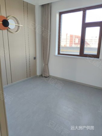 中央华府2室2厅1卫91㎡南北56.7万