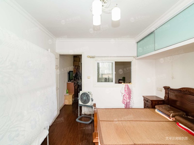 南天大厦 出行方便 产权清晰 电梯房 商业配套成熟 近地铁