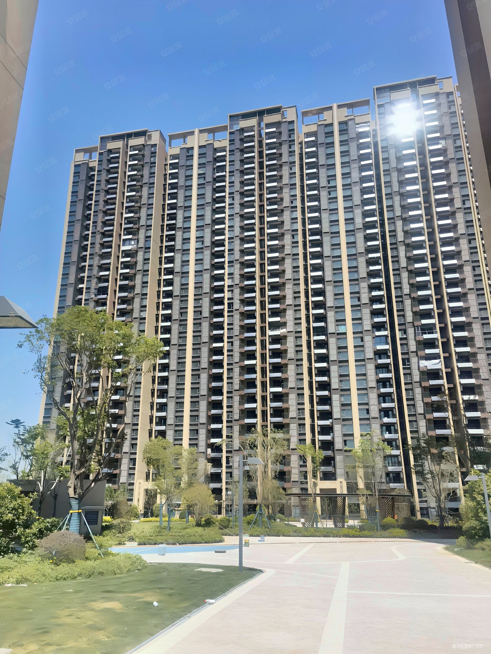 西安房产网>西安二手房>雁塔二手房>等驾坡二手房>海伦湾(二期)>