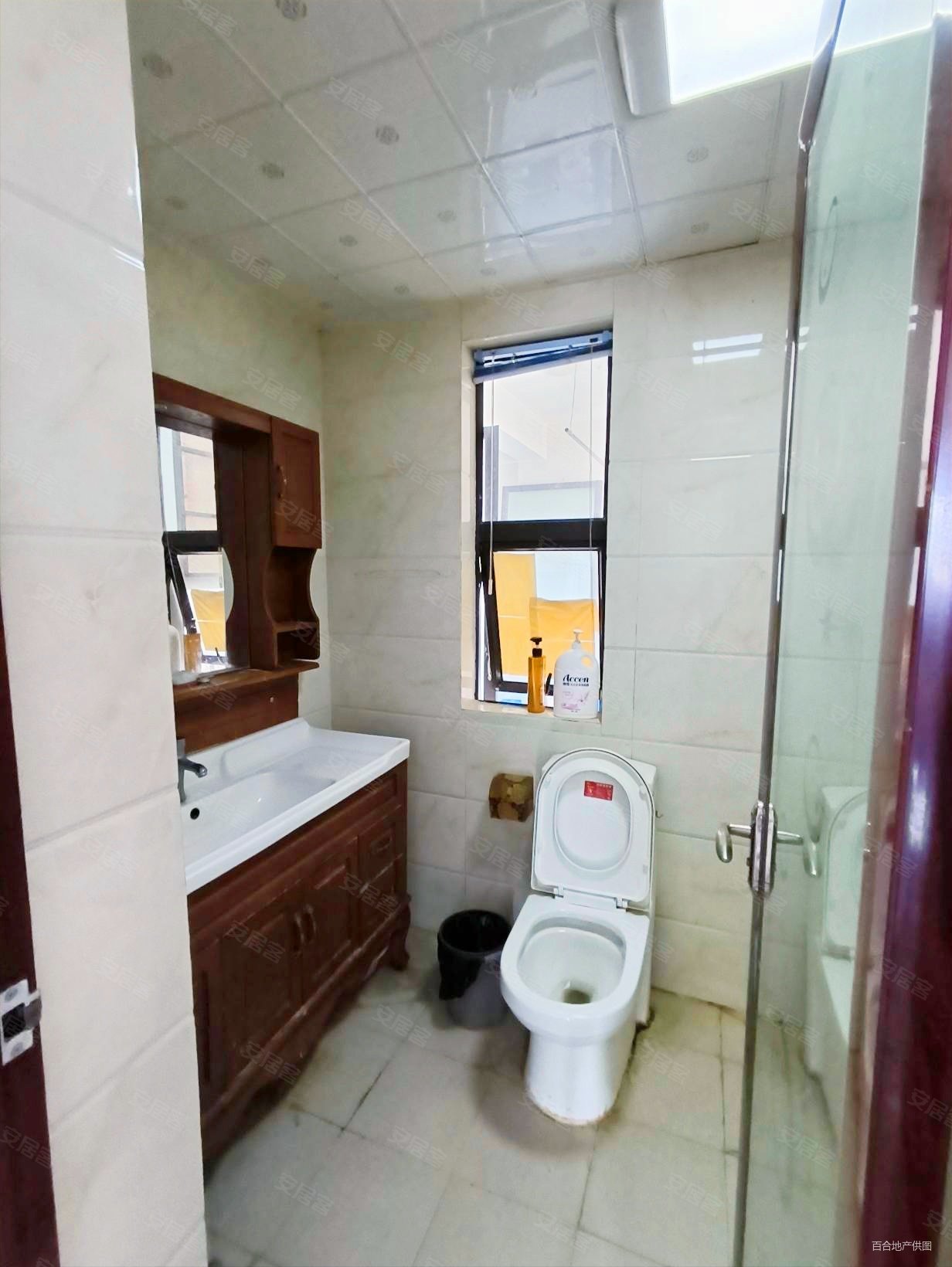 单价1万 东南端头大三室 地铁口 明厨明卫 怡合景苑 急售