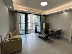 绍兴诸暨诸暨市区急租东方樾和园朝南大两室，带大阳台，拎包入住，看房方便可约出租房源真实图片
