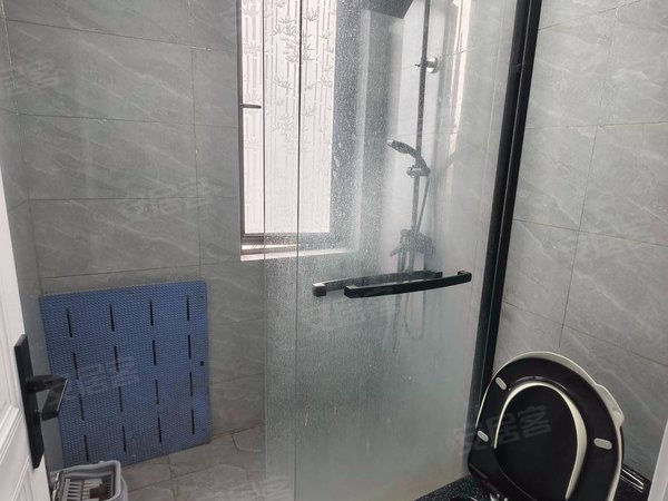 海宁长安镇农发区鸿翔东方郡豪华装修 3室2厅1卫 拎包入住出租房源真实图片