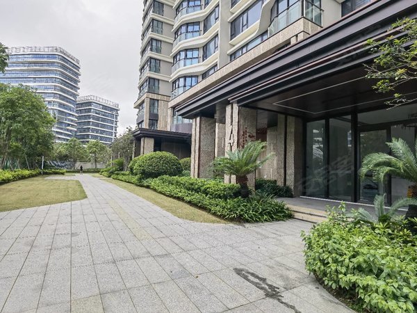 珠海香洲拱北口岸华发广场悦海湾横琴口岸旁华发广场南向三房两厅两卫