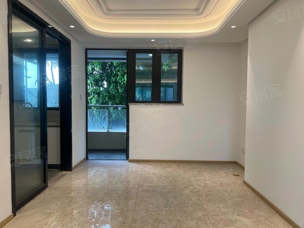 深圳宝安领航城领航城领誉(南区)开发商全新精装 南北通透四房 可办公