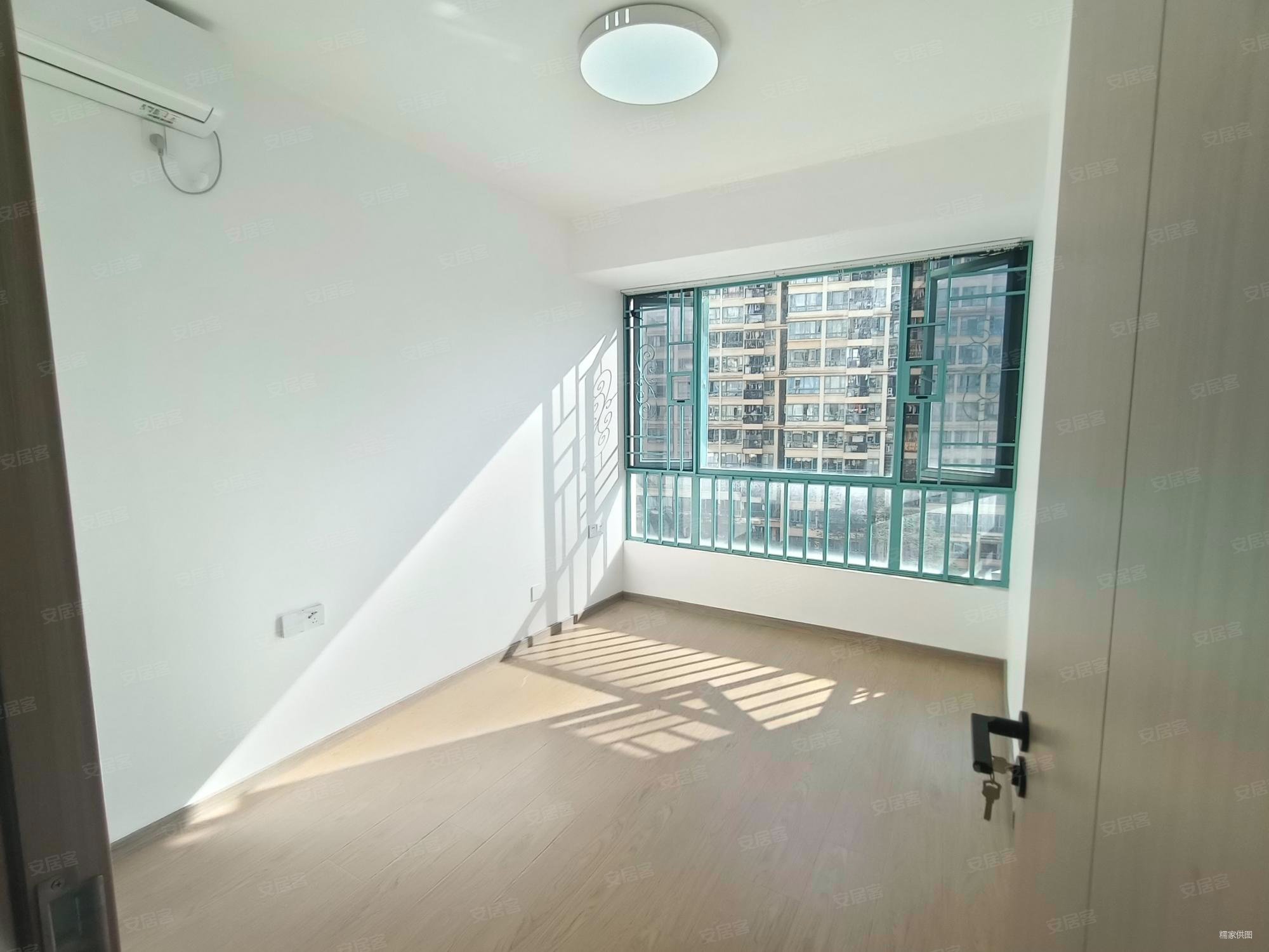 佳兆业可园(南区)3室2厅2卫98.46㎡南450万