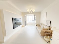 唐山路南路南南湖春晓 南湖商圈 雅居俩室 家电齐全 干净整洁 随时看房出租房源真实图片
