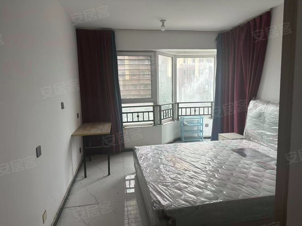 定陶欧亚半岛电梯高层,城中心位置,购物,逛街,公园环绕