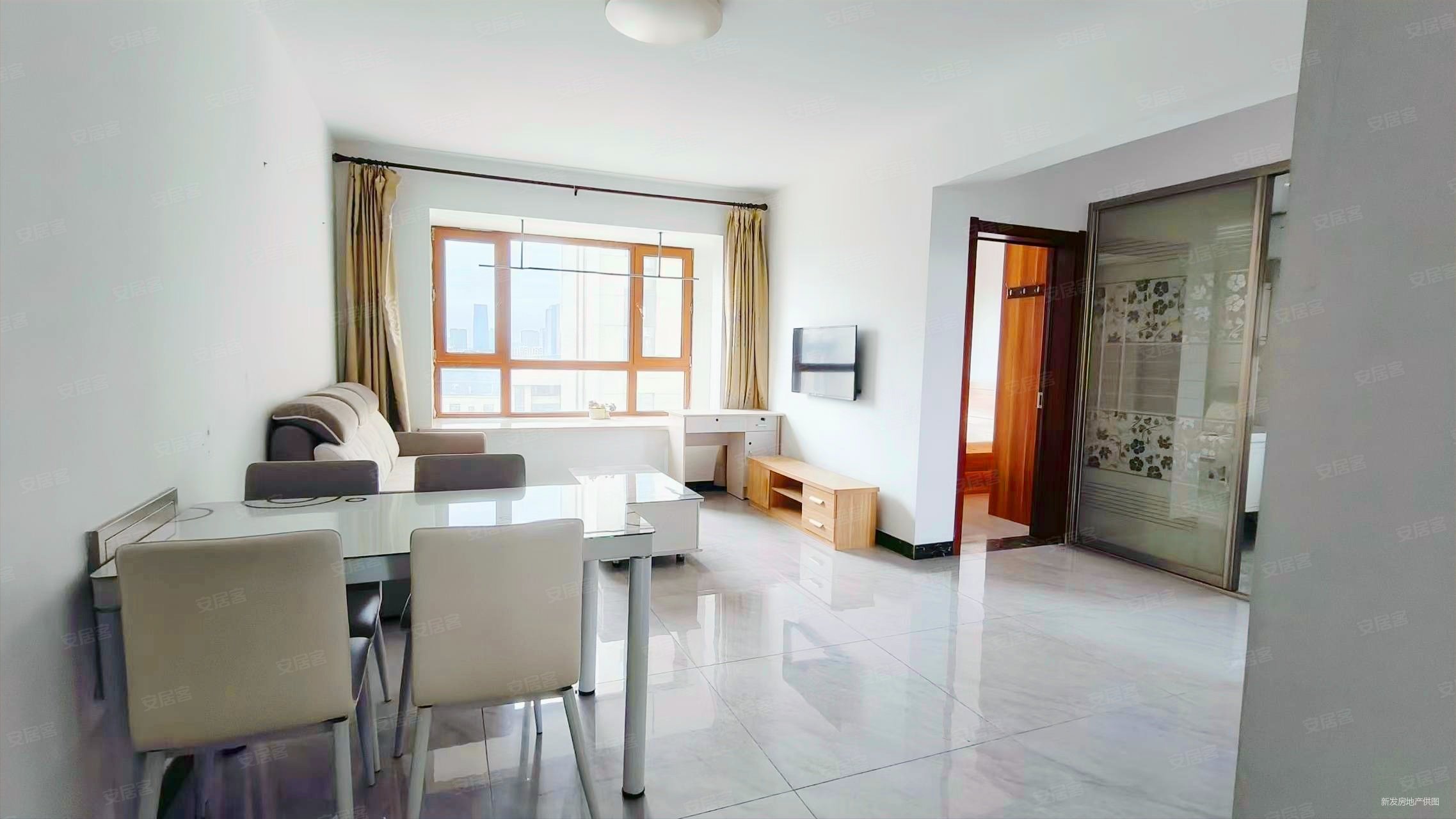 诚心出售 大众中央公园 装修好 满五   交通便利