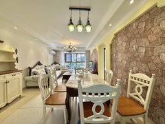 达州达川升华广场升华广场附近，电梯房精装四房双卫，家电家具齐全，拎包入住随看出租房源真实图片