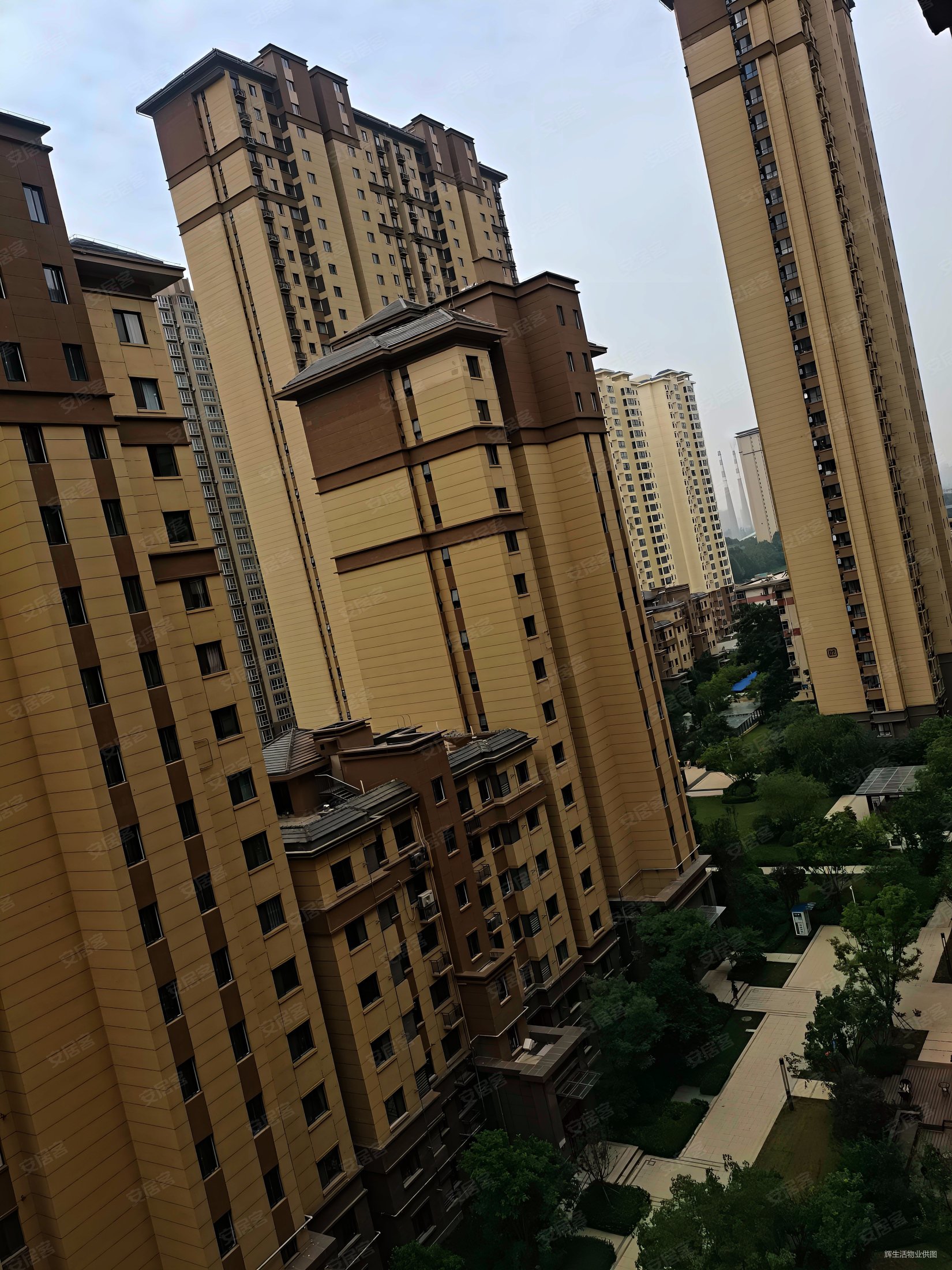 西安房产网>西安二手房>高新区二手房>昆明路二手房>金辉优步花园>