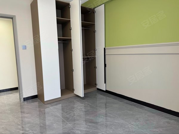 广州花都新区凤凰御景凤凰御景 南北对流豪华四房出租 牛剑幼儿园