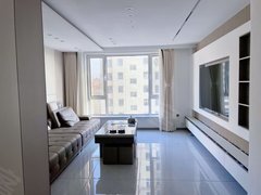 阜新细河迎宾大街海罗翡翠蓝湾 电梯10层 100平 物品齐全押一付三 包物业出租房源真实图片