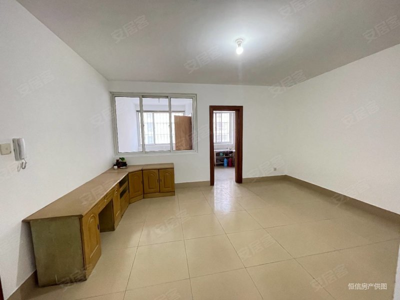 双十验 恒昌佳园一楼三室 有附房证出税可议价,恒昌家园二手房,37.