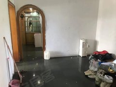 深圳福田华强南飞扬时代对面 中电小区 3室2厅1卫 7500元月 南北通透出租房源真实图片