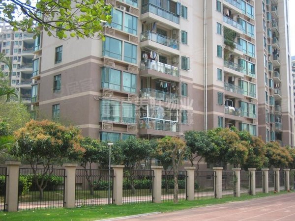 深圳福田香蜜湖香域中央花园香蜜公园装修景观好,家私齐全看公园全景