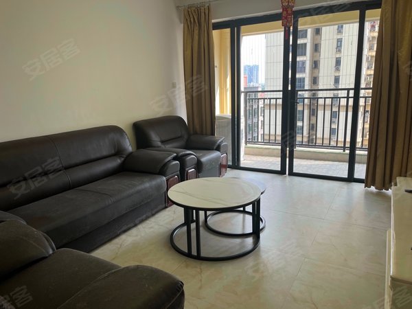 惠州博罗石湾皇庭壹号公馆皇庭壹号3房2卫 1800包管理费出租房源真实