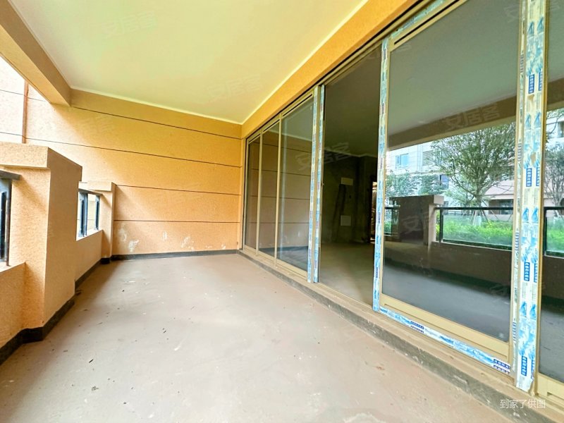 国瑞江南御府3室2厅3卫100㎡南110万