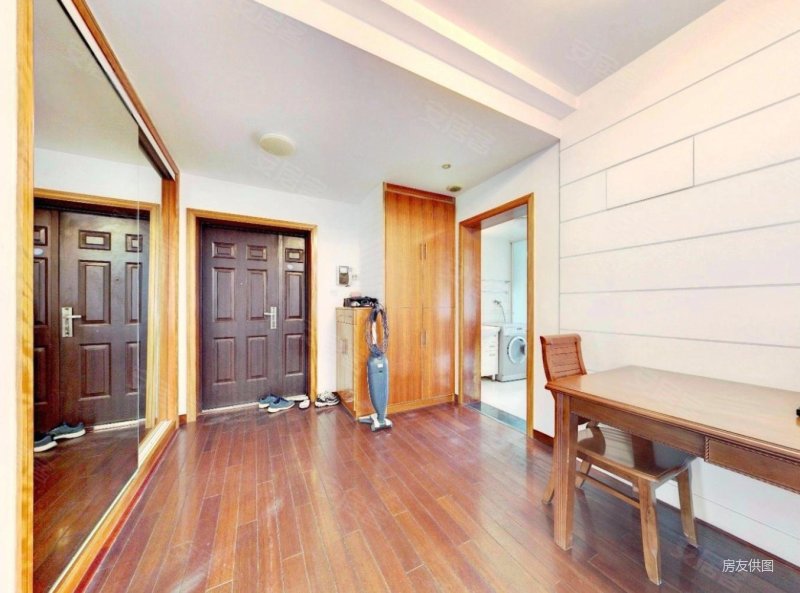 林景瑞园3室2厅2卫131㎡南北316万